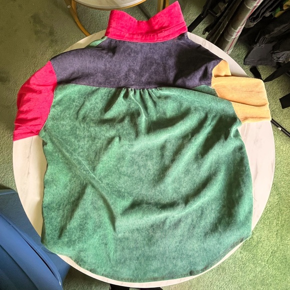 🏷️2/$20 - Courdoroy Colour Blocking Collared Button Up - Size S - Picture 5 of 5